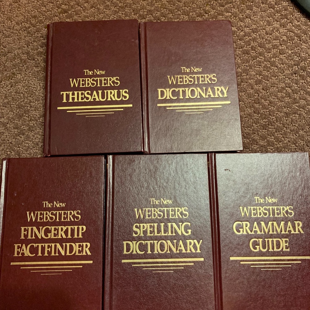 The New Websters Deluxe Reference Library (5 book set)